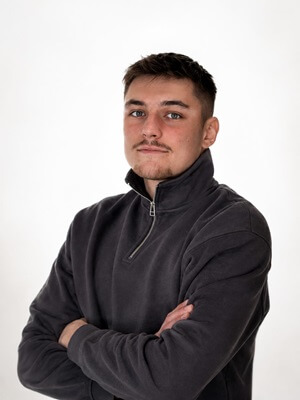 Matteo Bourgeois coach Thérapeute - Coach - Gestalt Thérapeute - Hypnologue cognitivo comportementale - Hypnothérapeute ériksionnienne Bertrix